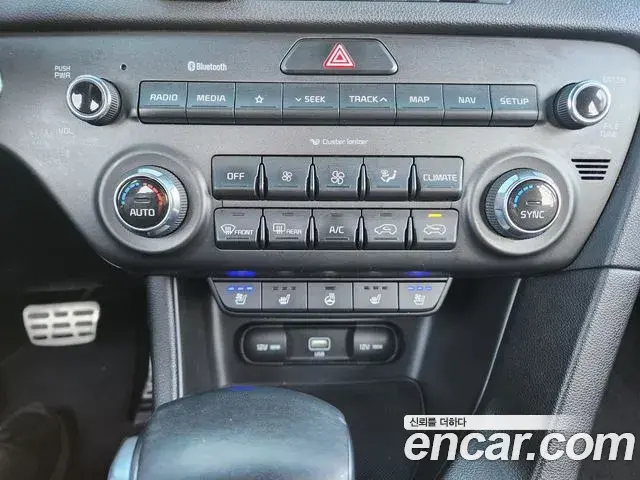 Kia Sportage The Bold 2020 — Photo 17/20