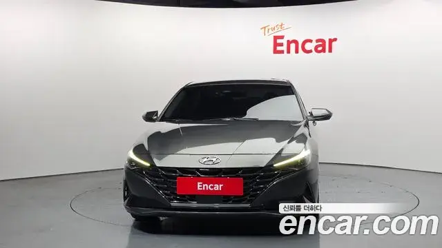 Hyundai The New Avante Hybrid 2021 — Photo 2/20
