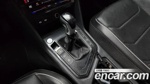 Volkswagen Tiguan Allspace 2022 — Photo 13/20