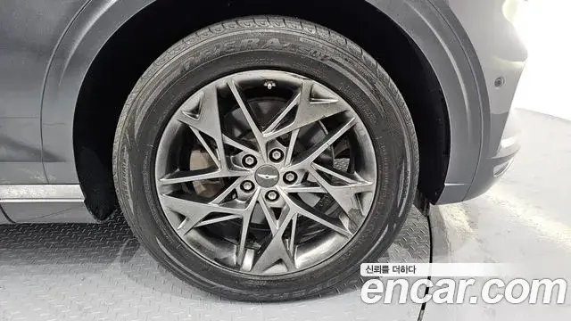 Genesis GV70 2021 — Photo 3/20