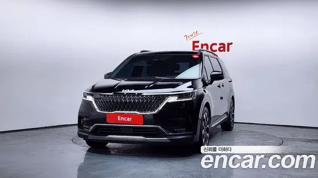 Kia Carnival 2023 — Фото 3/20