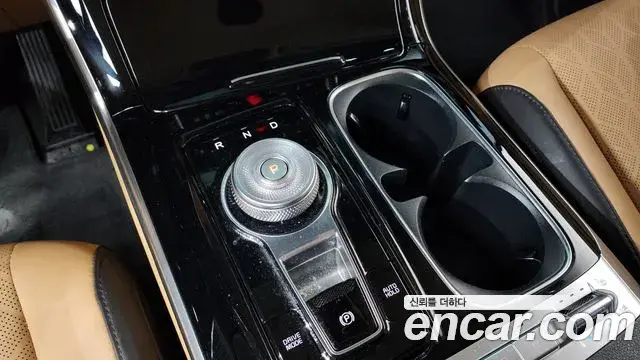 Kia Carnival 2023 — Фото 9/20