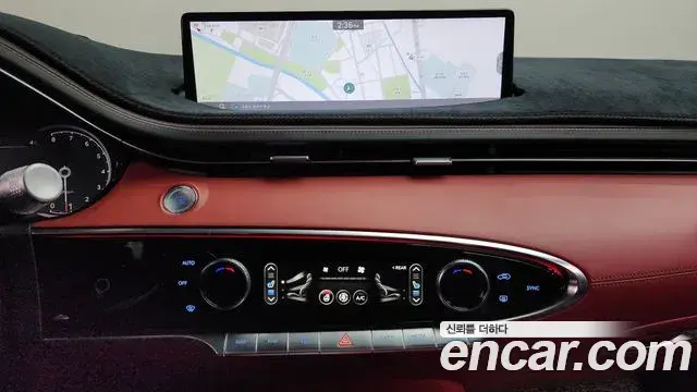 Genesis GV70 2021 — Photo 6/20