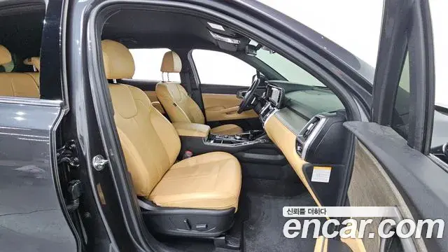 Kia Sorento 2022 — Фото 11/20
