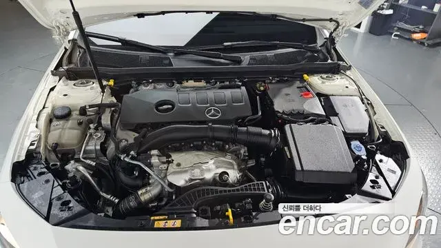 Mercedes-Benz A-Class 2021 — Photo 8/20