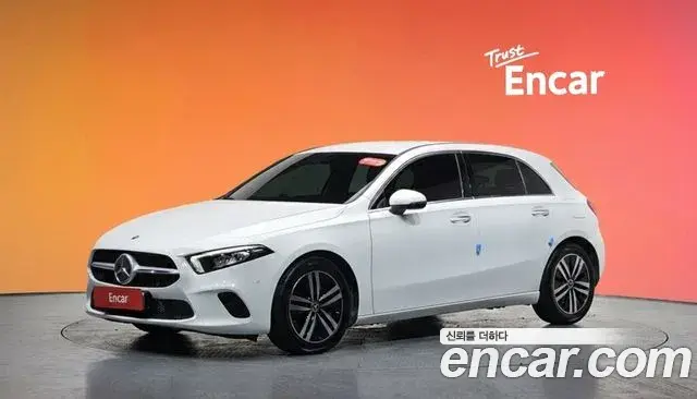 Mercedes-Benz A-Class 2021 — Photo 1/20