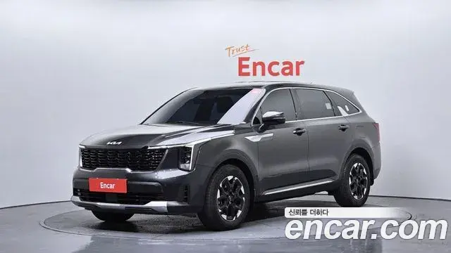 Kia Sorento 2023 — ფოტო 2/20