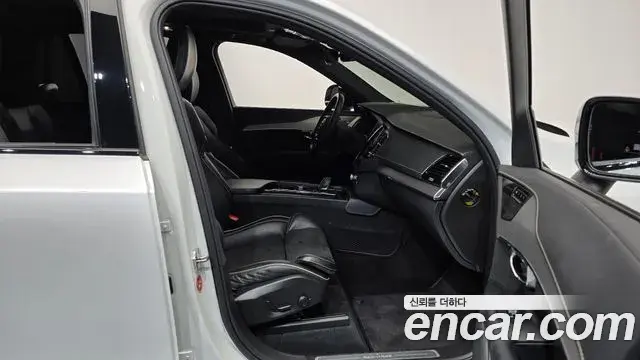 Volvo XC90 2020 — ფოტო 10/20