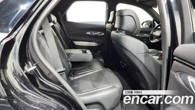 Genesis GV70 2021 — Photo 11/20