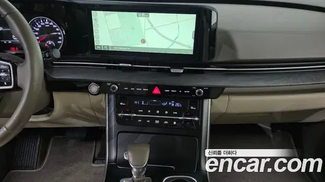 Kia Carnival 2021 — Фото 14/20