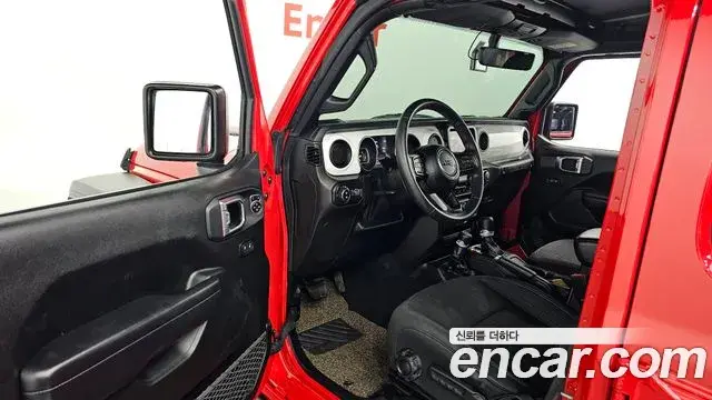 Jeep Wrangler 2021 — Şəkil 8/20