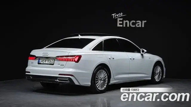 Audi A6 2021 — ფოტო 16/20