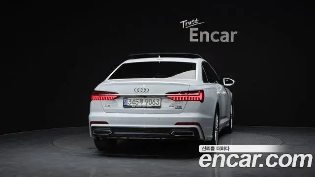 Audi A6 2021 — ფოტო 15/20