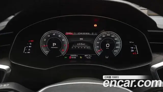 Audi A6 2021 — ფოტო 8/20