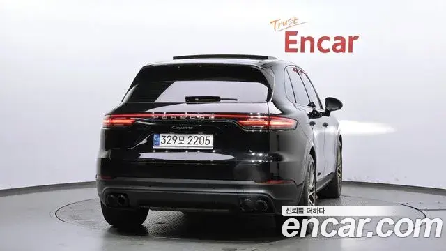 Porsche Cayenne 2023 — Şəkil 14/20