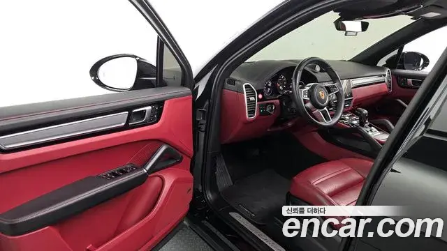 Porsche Cayenne 2023 — Şəkil 7/20