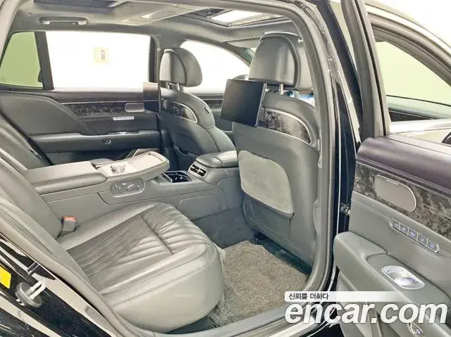 Genesis G90 2023 — ფოტო 12/20