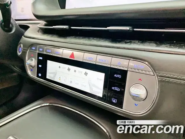 Genesis G90 2023 — ფოტო 8/20