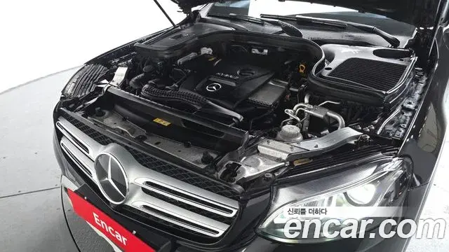 Mercedes-Benz GLC-Class 2018 — Фото 6/20