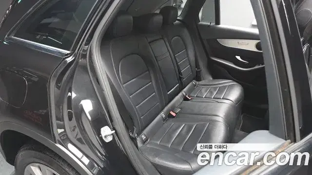 Mercedes-Benz GLC-Class 2018 — Фото 11/20