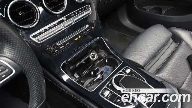 Mercedes-Benz GLC-Class 2018 — Фото 17/20