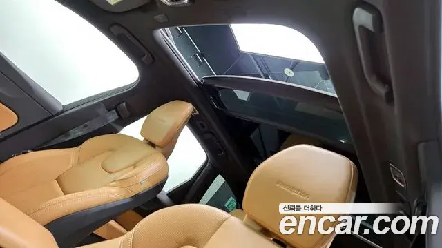 Volvo XC60 2019 — Photo 18/20