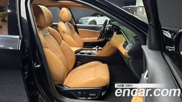 Genesis G70 2021 — Photo 14/20