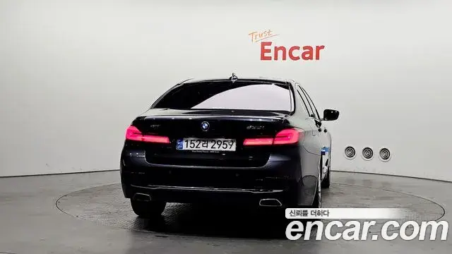 BMW 5 Series 2021 — Şəkil 20/20