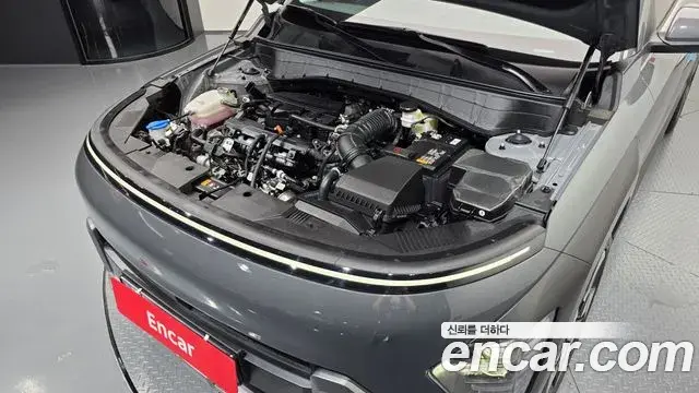 Hyundai Kona Hybrid 2025 — Photo 15/20