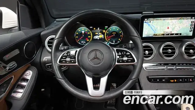 Mercedes-Benz GLC-Class 2022 — ფოტო 14/20