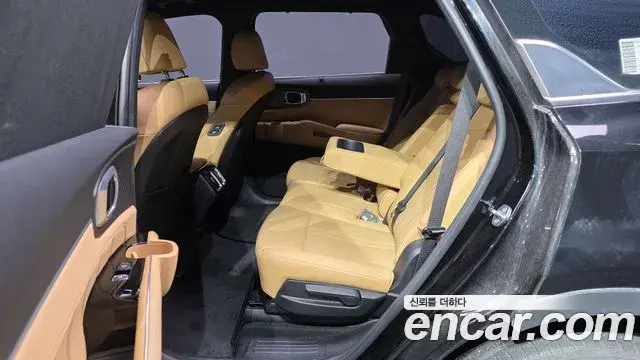 Kia Sorento 2023 — Şəkil 20/20