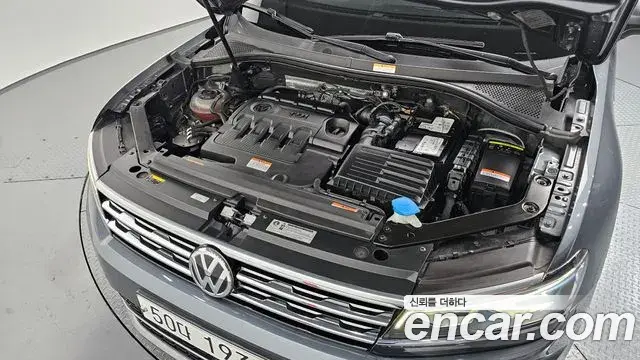 Volkswagen Tiguan Allspace 2018 — Photo 6/20