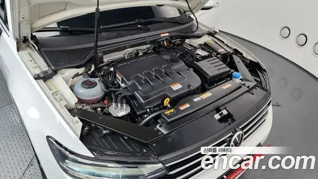 Volkswagen Passat GT 2021 — Photo 12/20