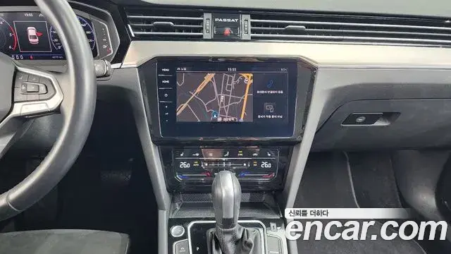 Volkswagen Passat GT 2021 — Photo 4/20
