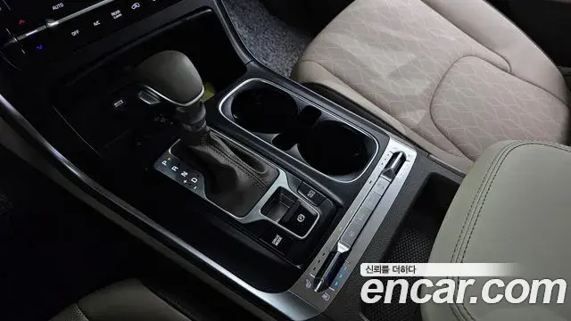 Kia Carnival 2021 — Фото 9/20
