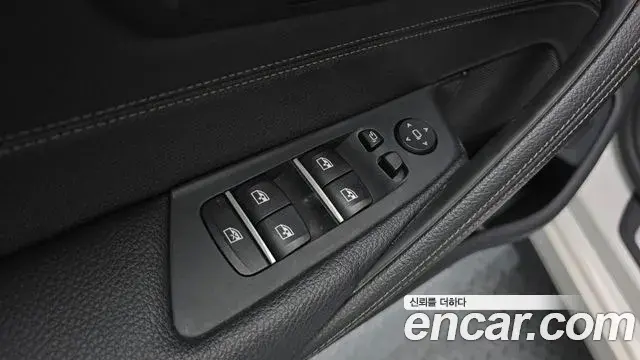 BMW 5 Series 2018 — Фото 14/20