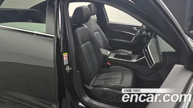 Audi A6 2021 — ფოტო 5/20