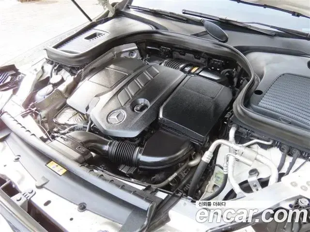Mercedes-Benz GLC-Class 2021 — Şəkil 6/20