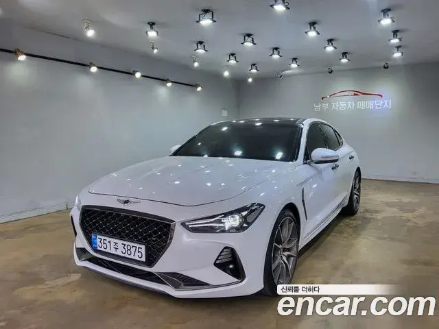 Genesis G70 2018 — Photo 1/20