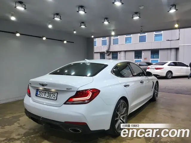 Genesis G70 2018 — Photo 5/20