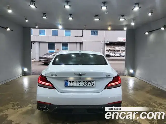 Genesis G70 2018 — Photo 4/20