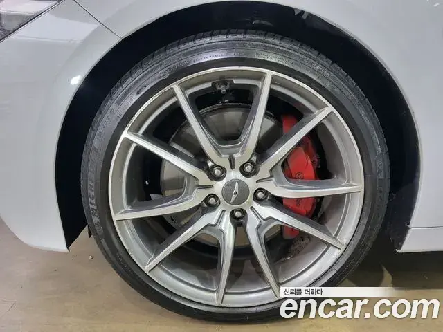 Genesis G70 2018 — Photo 2/20