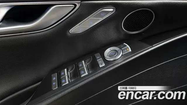 Genesis G80 2020 — Photo 15/20