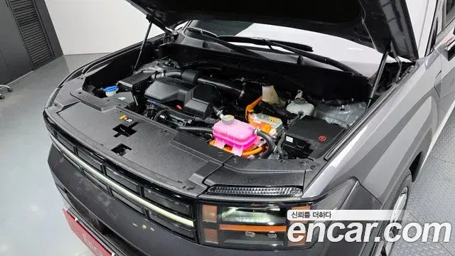 Hyundai Santa Fe 2025 — Photo 1/20