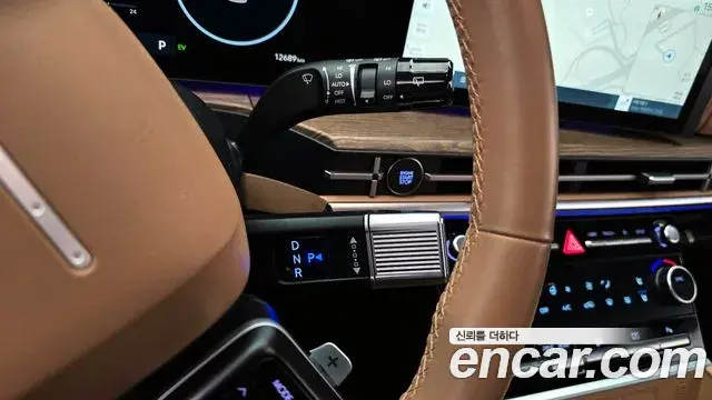 Hyundai Santa Fe 2025 — Photo 9/20