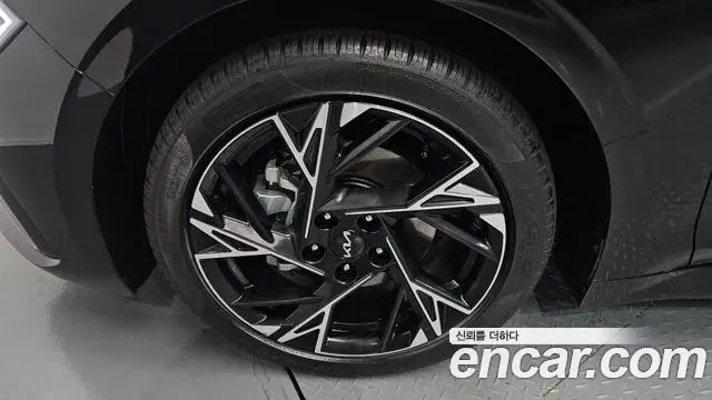 Kia K5 2024 — Photo 19/20