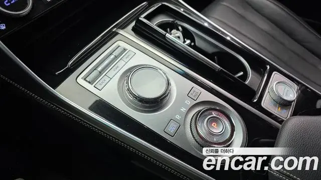 Genesis GV80 2023 — ფოტო 5/20