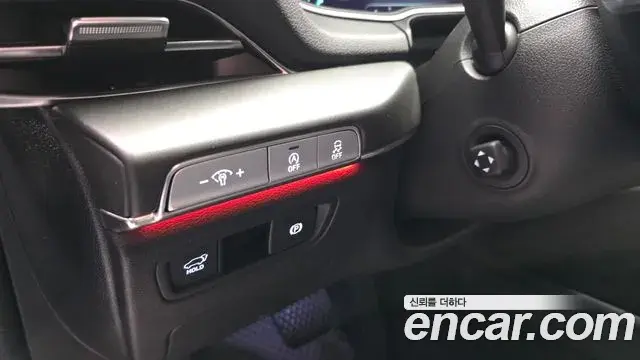 Genesis GV80 2023 — ფოტო 13/20