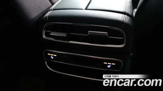 Genesis GV80 2023 — ფოტო 17/20