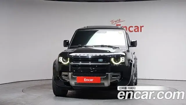 Land Rover Defender 2022 — ფოტო 15/20
